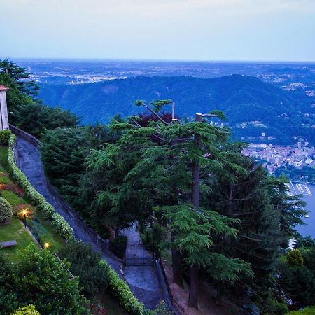 Апартаменты Casa Di Princi Брунате Экстерьер фото